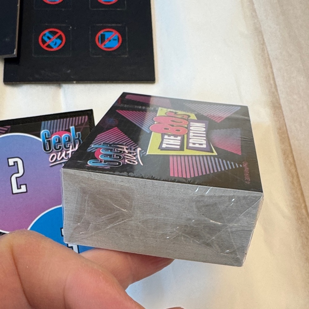 Geek Out! The 80s Edition Game - new - Picture 4 of 8